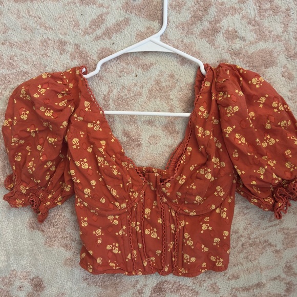 Urban Outfitters Tops - Floral Puff Sleeve Top - Orange